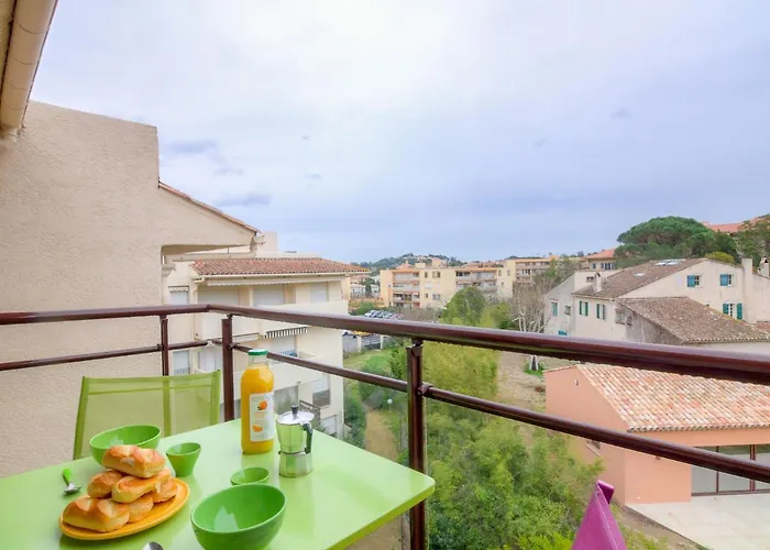 Heraclee-2 By Interhome Apartment Saint-Tropez